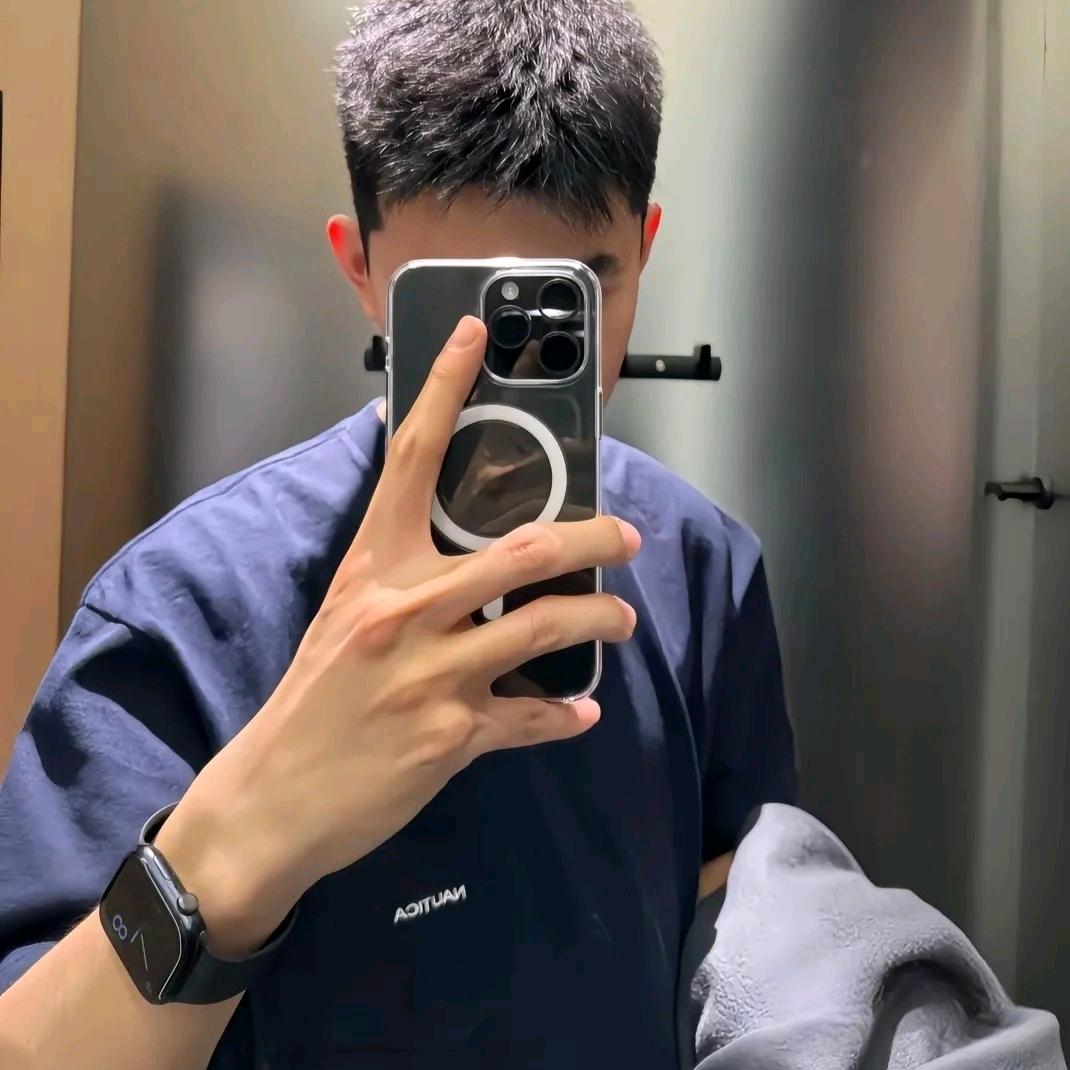 思念写成脸上的黑眼圈