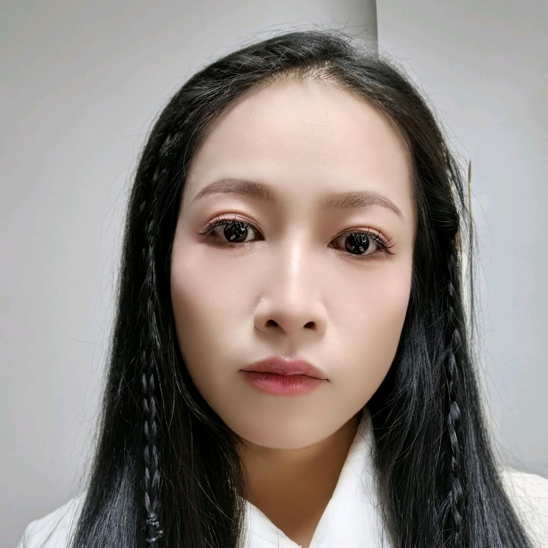 张芳