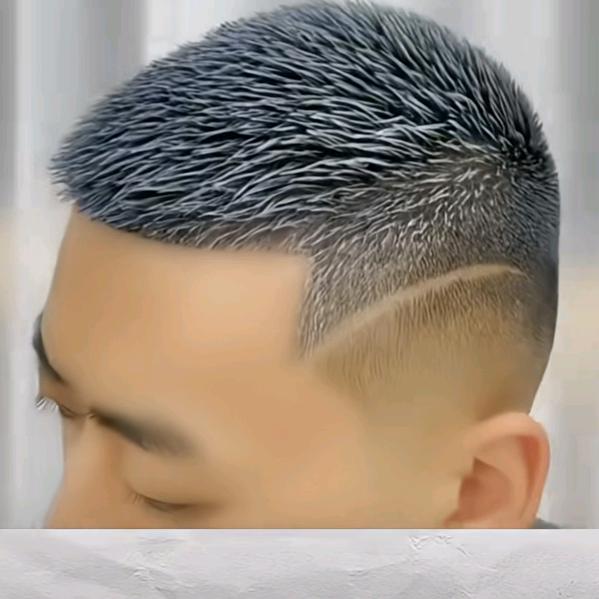 叻義厲头像