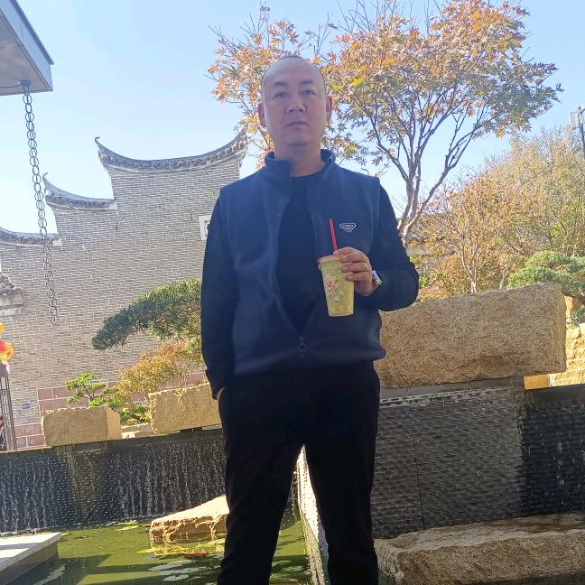 兴国华子哥