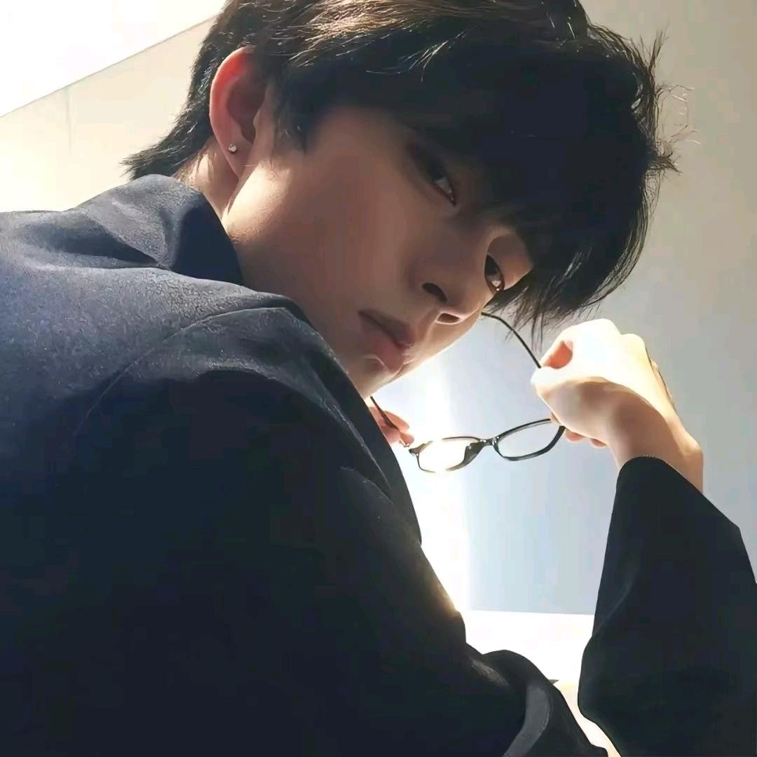 Henry. 𝑨𝒖𝑫𝒊ㅤ