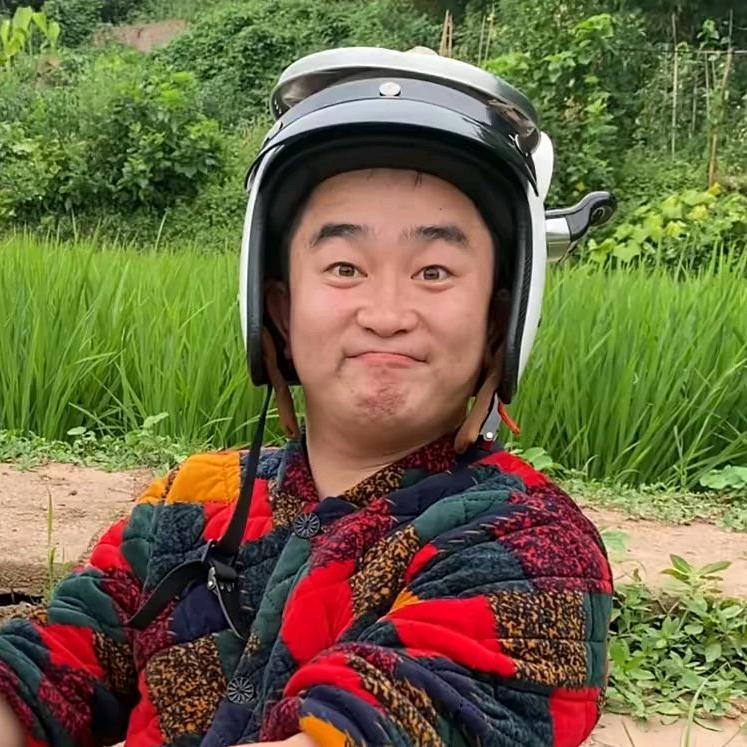 易老幺传媒小跟班