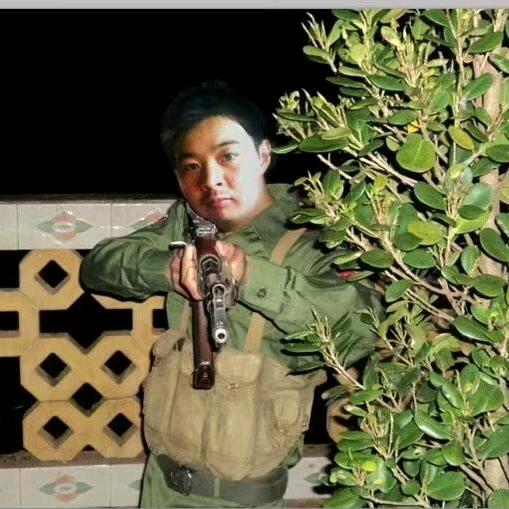 地主家的“傻儿子”