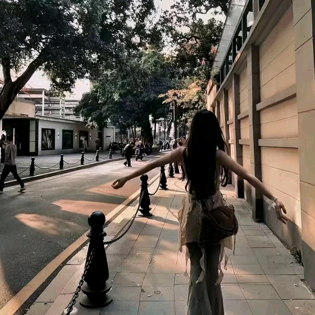 小傲娇3853