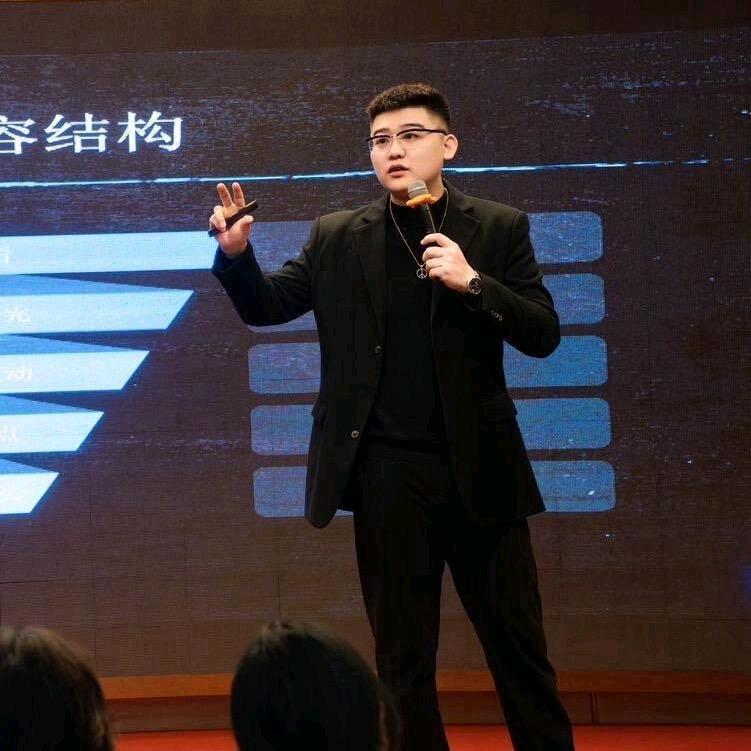 老周聊教练 IP 变现