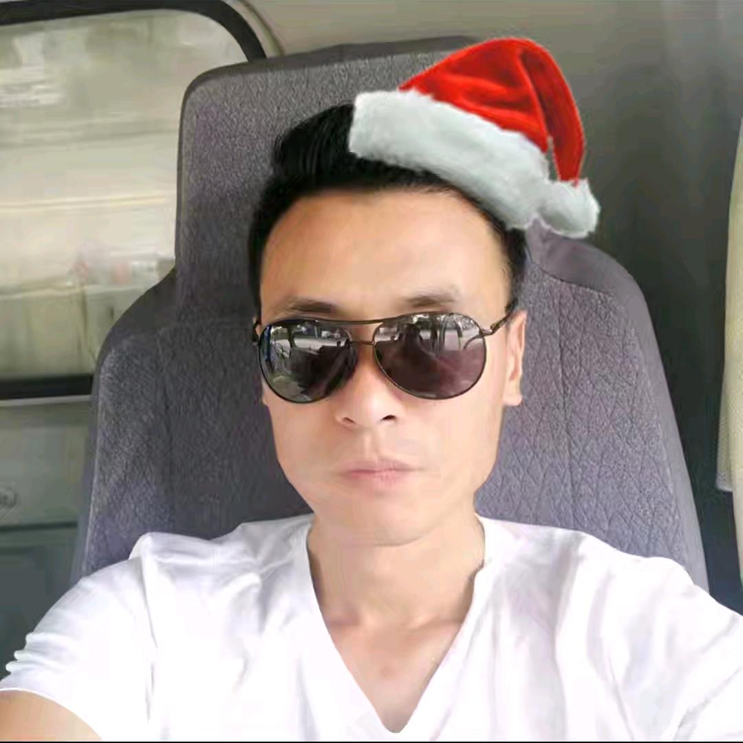 卡卡小飞