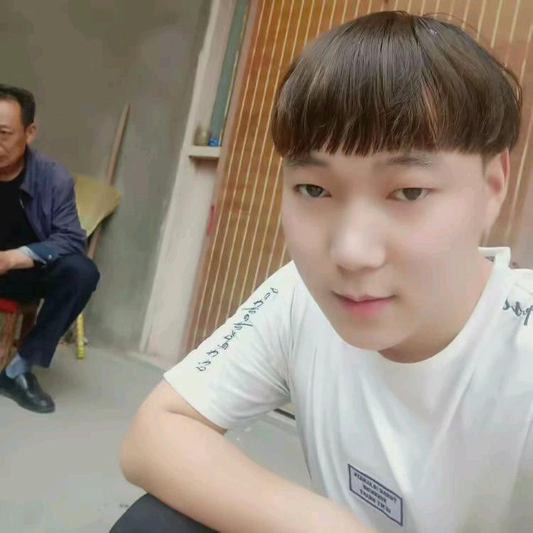 申晓明