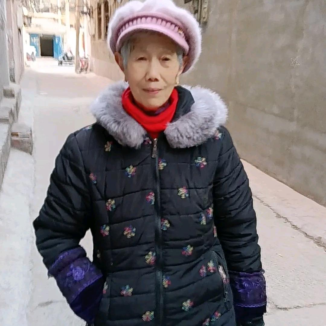 快乐老太太