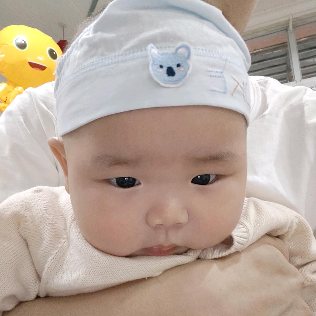 宸羽👶🏻和叔叔