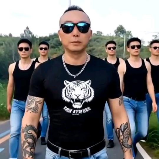 吴佰艺