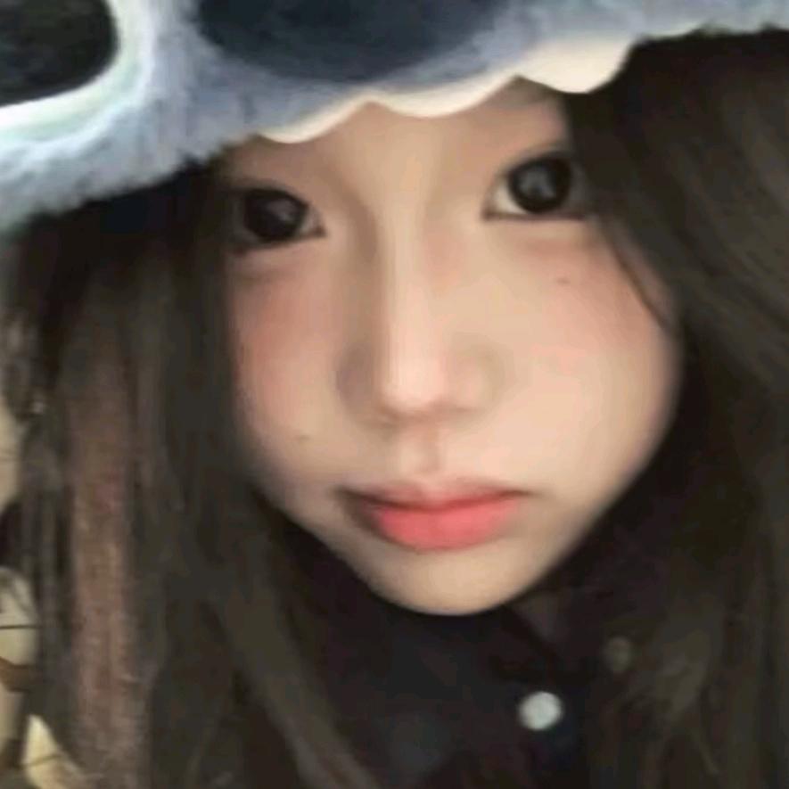 xi❛‿˂̵✧