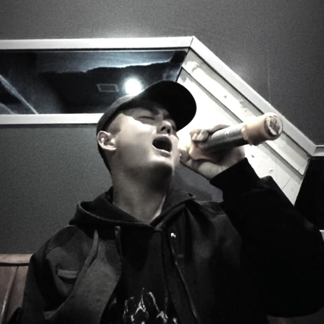 🎤昊（04年怪大叔）