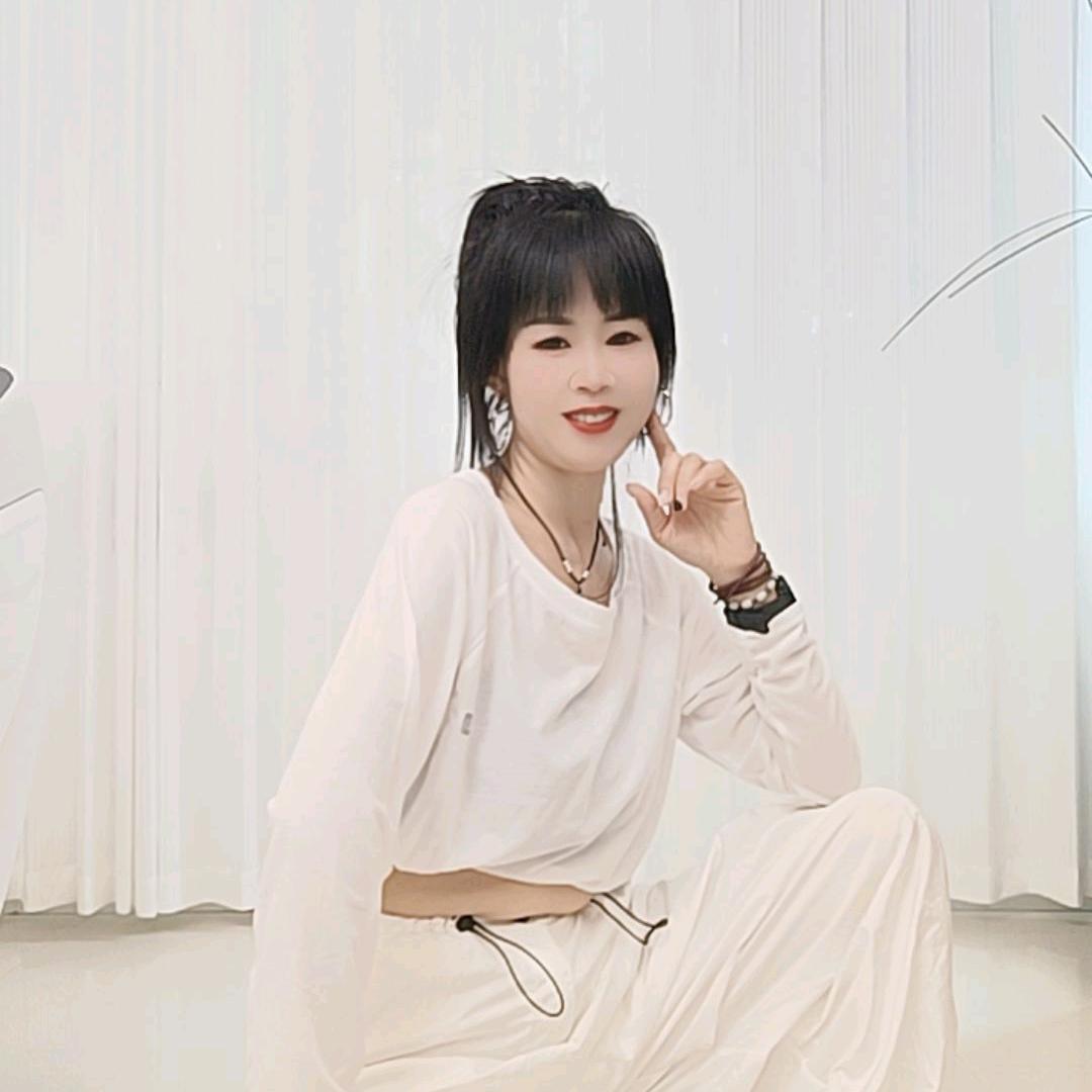 💃🏻新广场广爵曳舞小萍子🎈