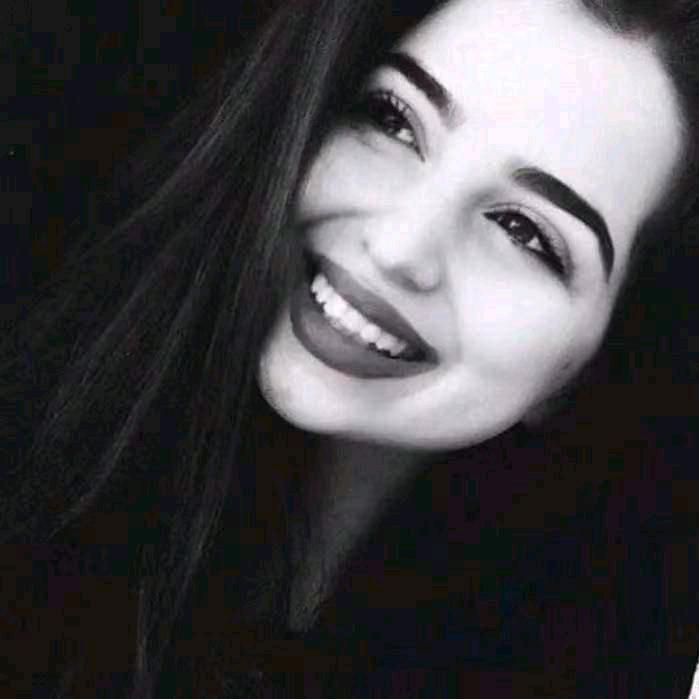 ℳÍんℜί ℳ  💘