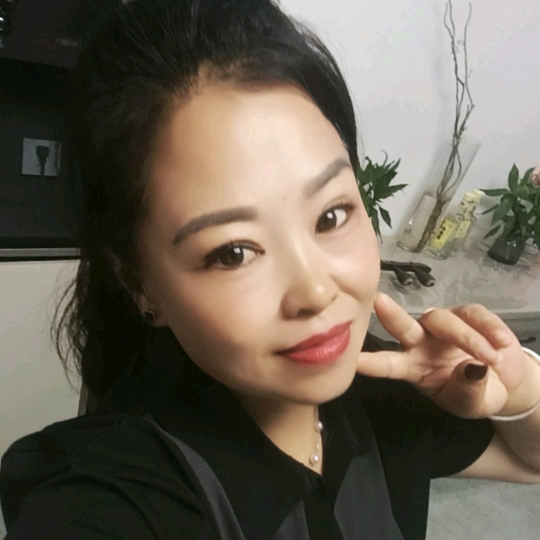 女汉子（星欣婚庆）