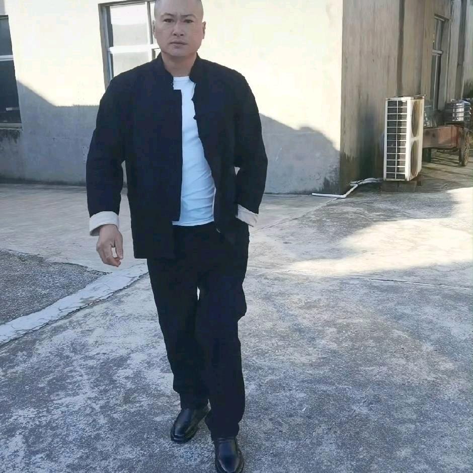 AAA最开心的人特务小强😀