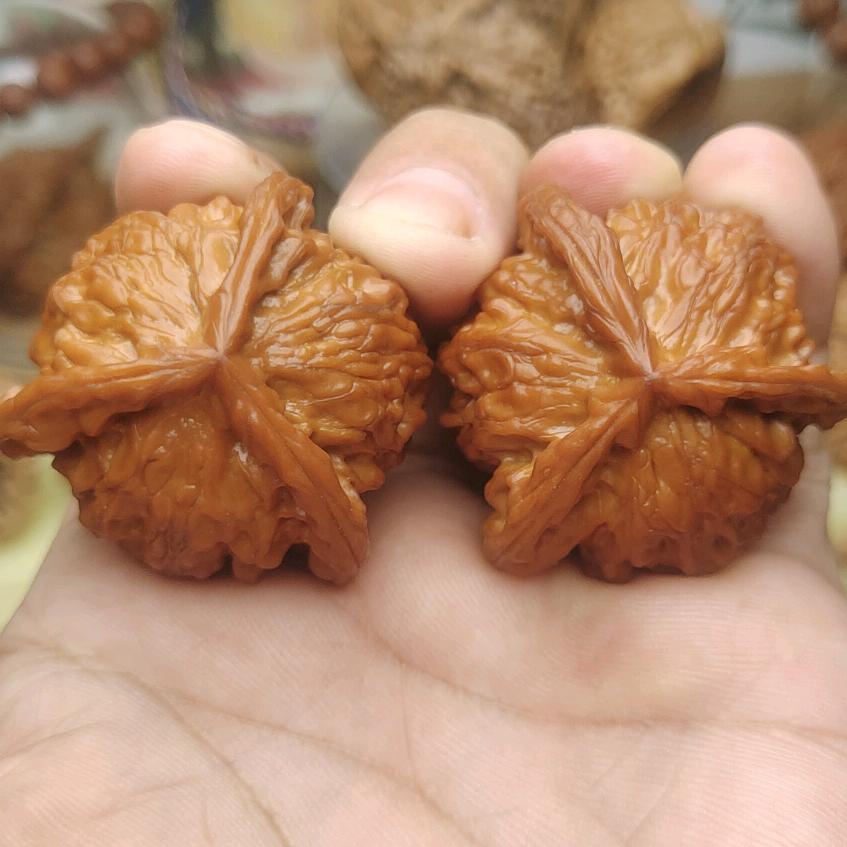 啊飞核桃工艺品店