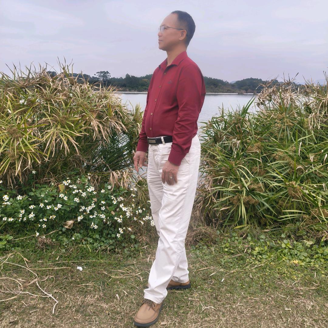 允业潮流服装百货