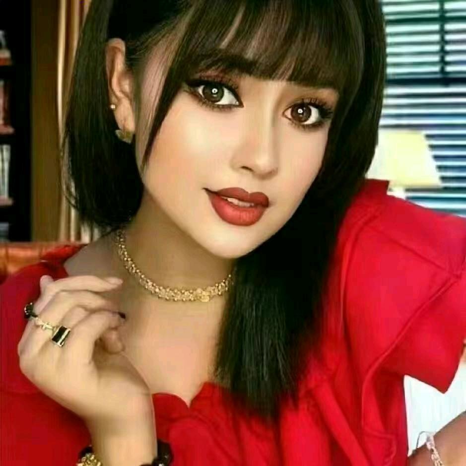omak malika