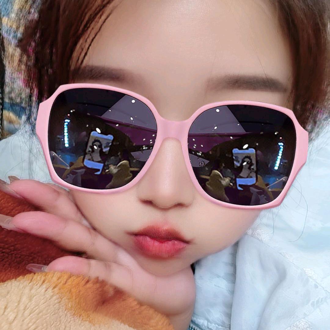 Lෆclೄ೨: 🦋