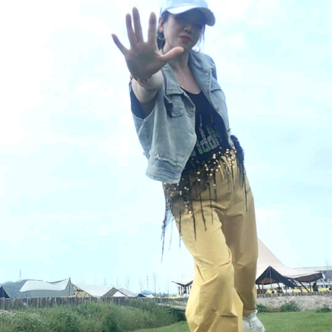 只求前进，不许后退