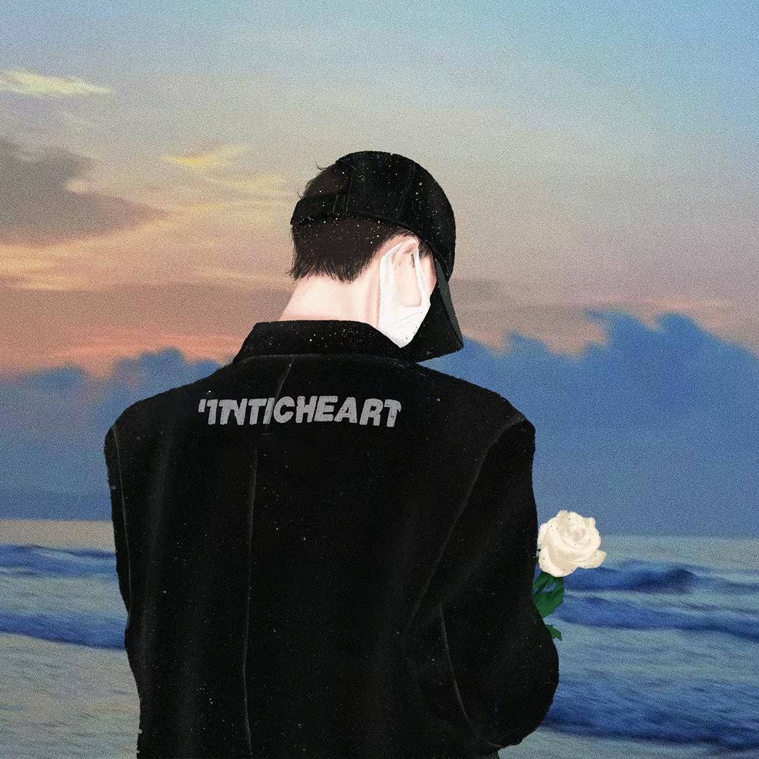 🕊ღ᭄余生请多指教᭄🕊