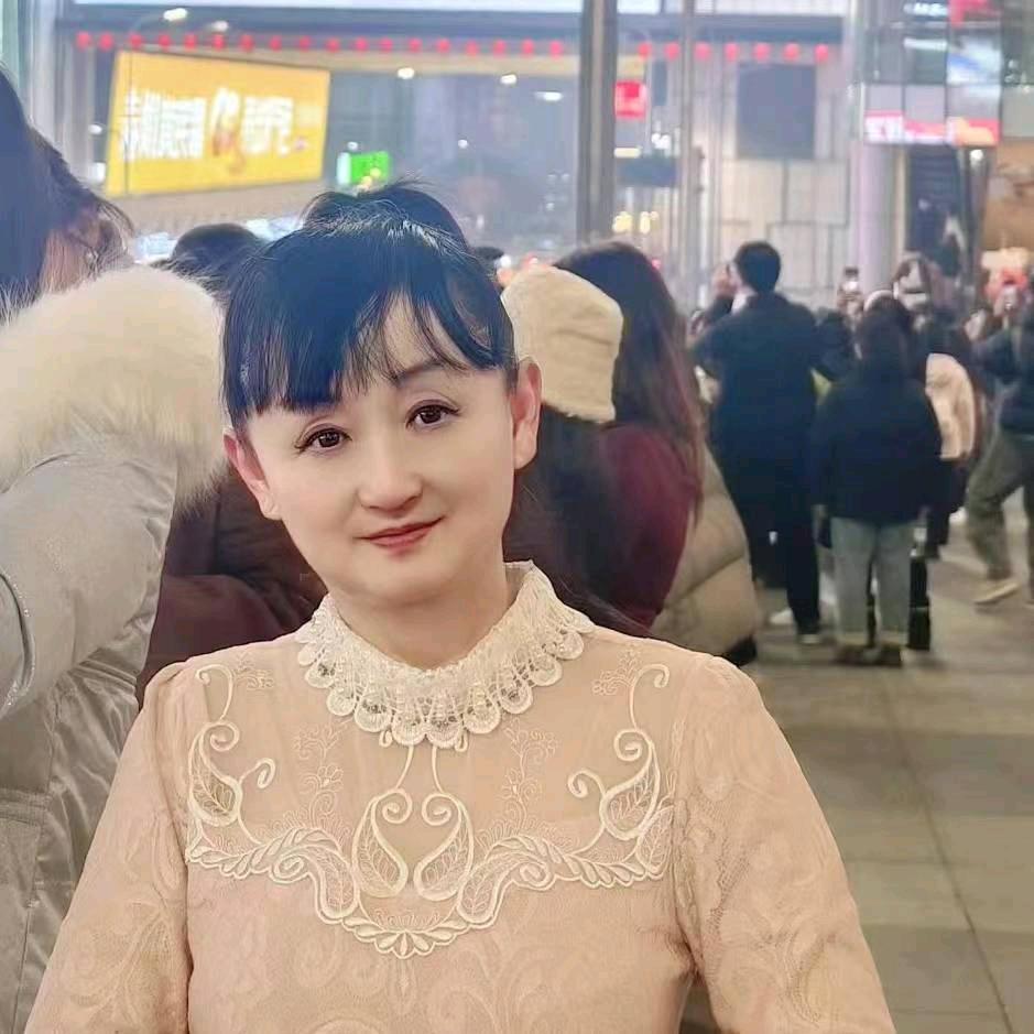 小白桦上海餐厅唐姐