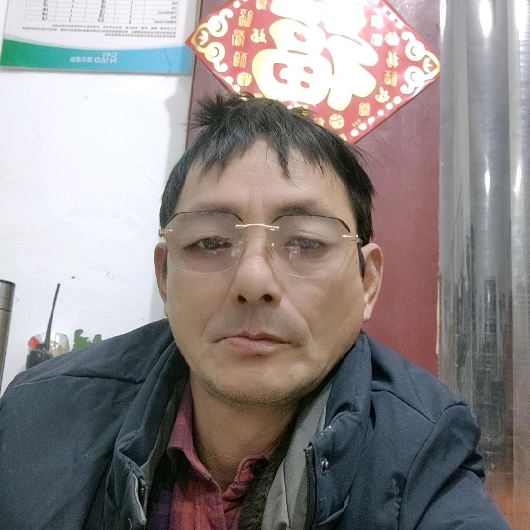 严宇