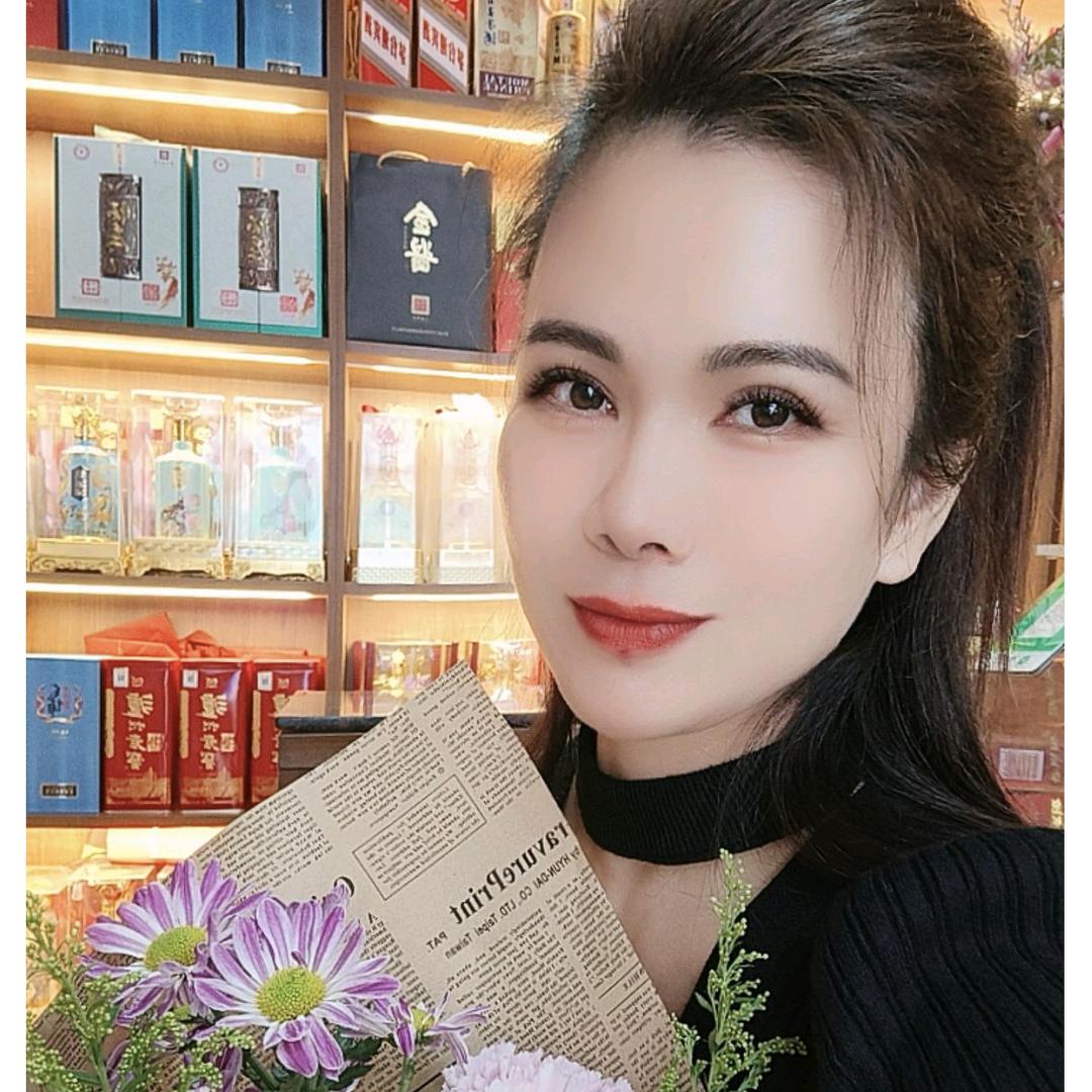 潇洒女王-荣兴副食饮料批发