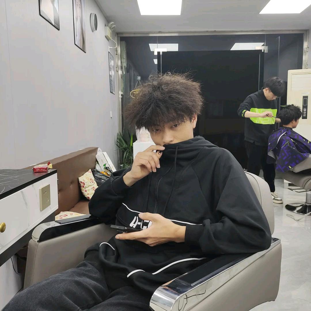 对象（幼儿园路亚仔）