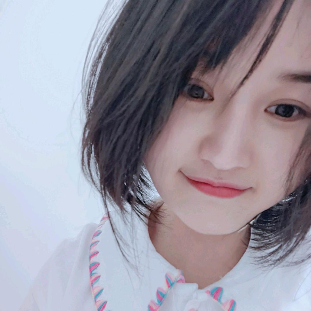 一只小兔子🐇