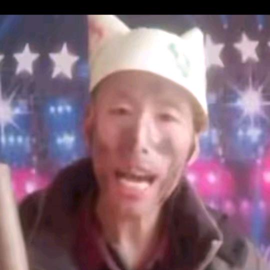 红脸王老师 才艺，直播间，晚上七点半