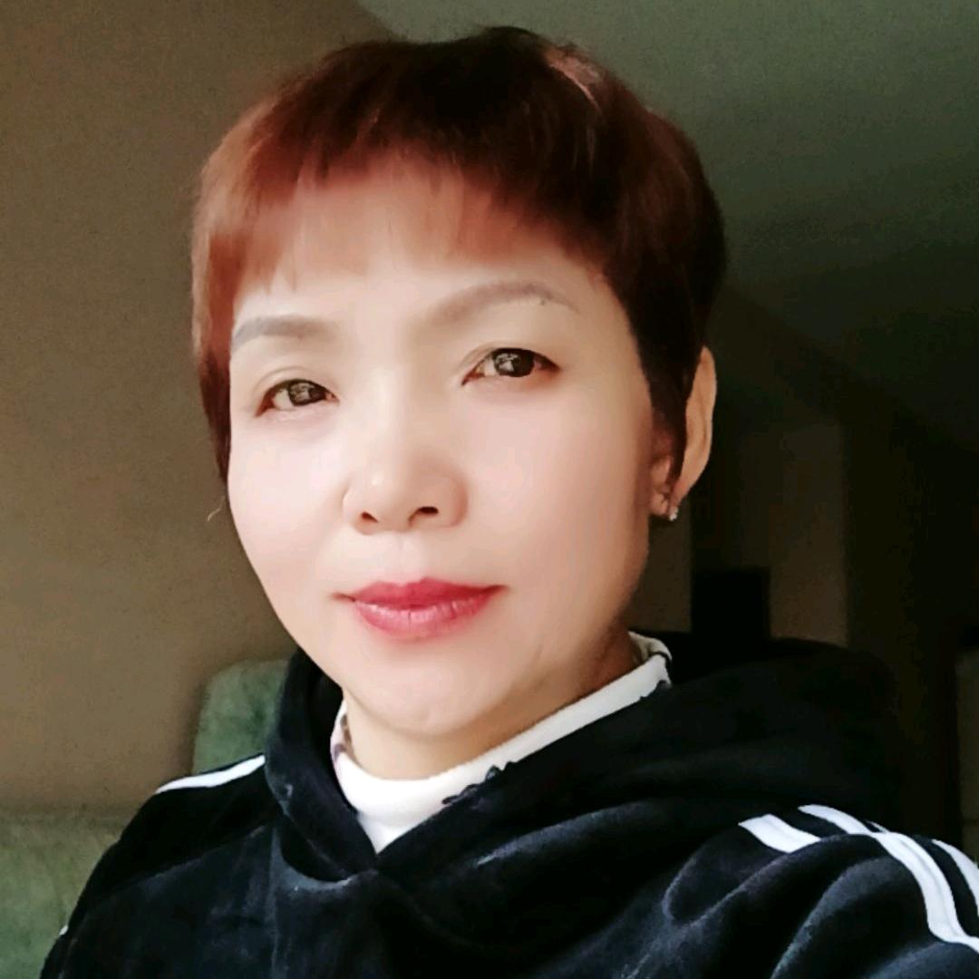 琼护工及吹号变脸魔术杂耍