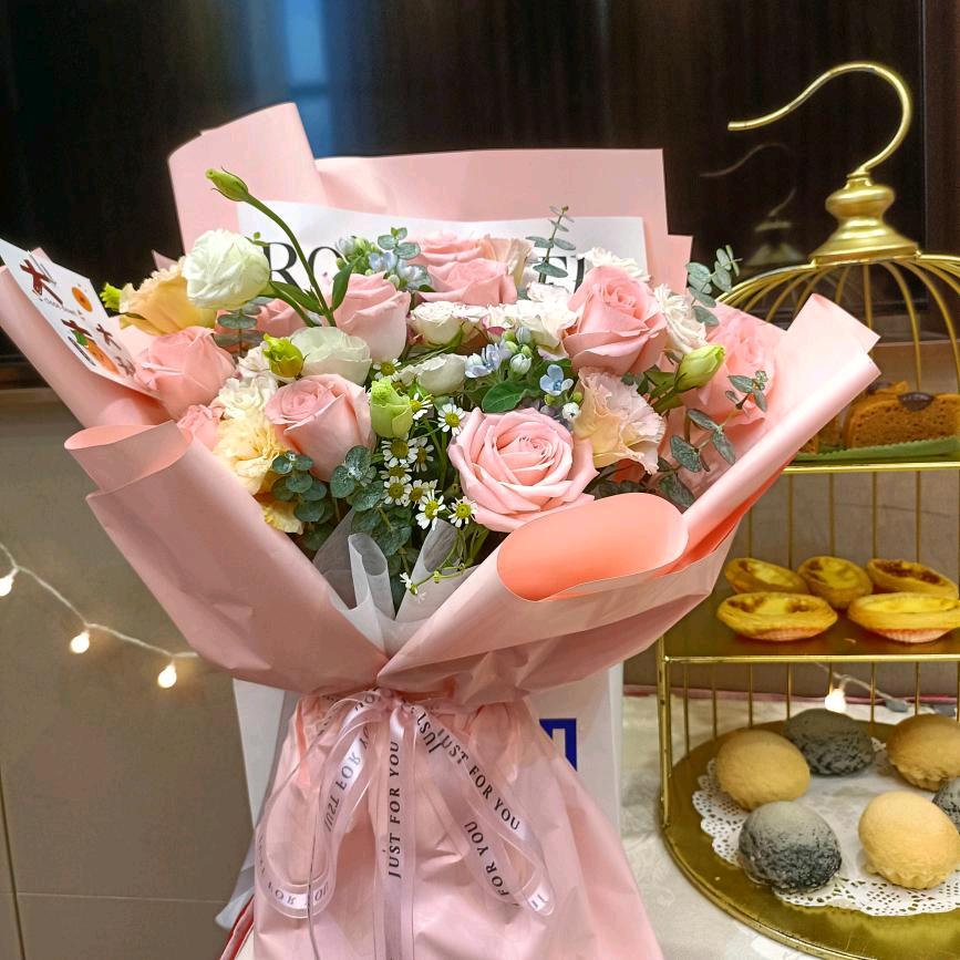 💕小小鲸鱼呀🐳