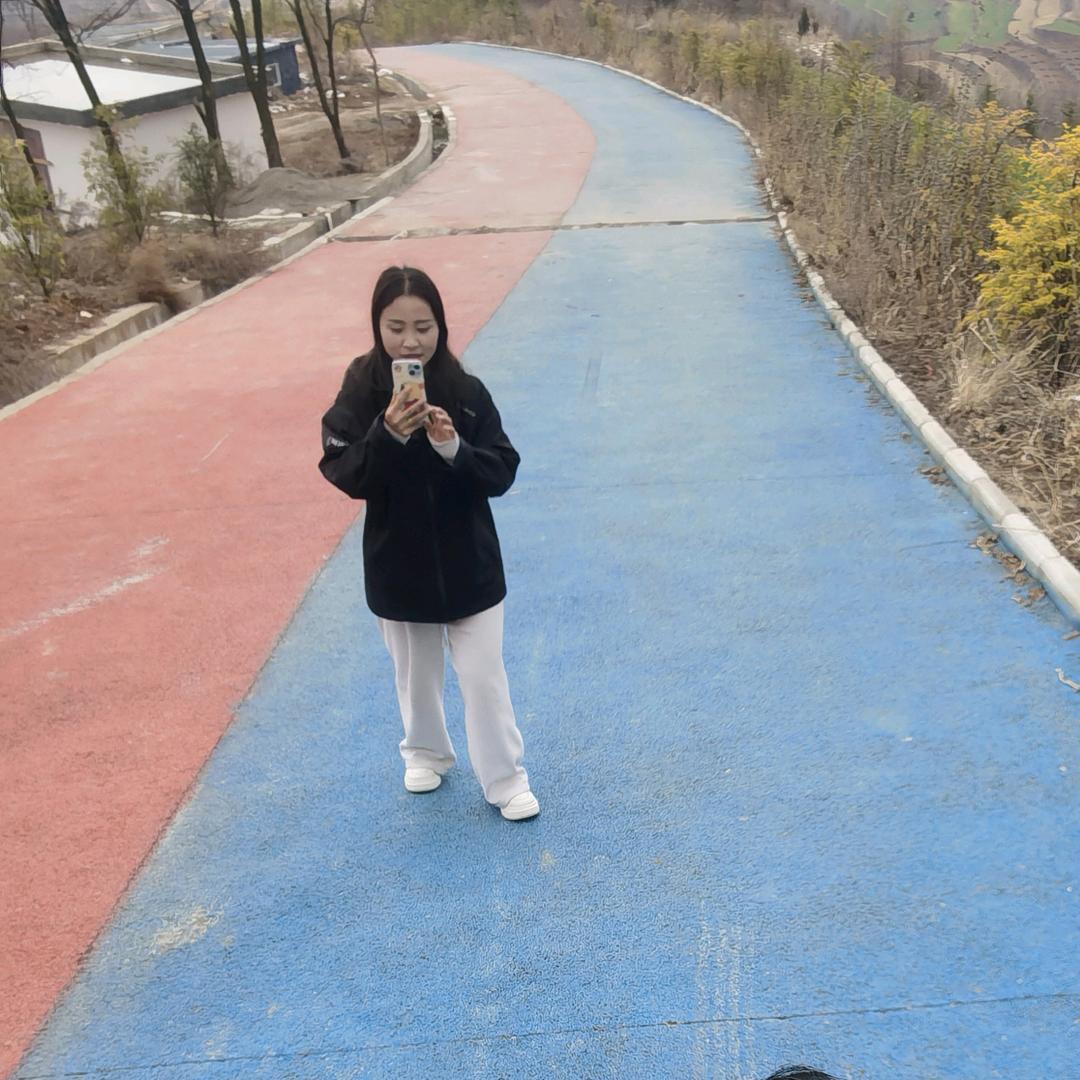 。。。。。努力