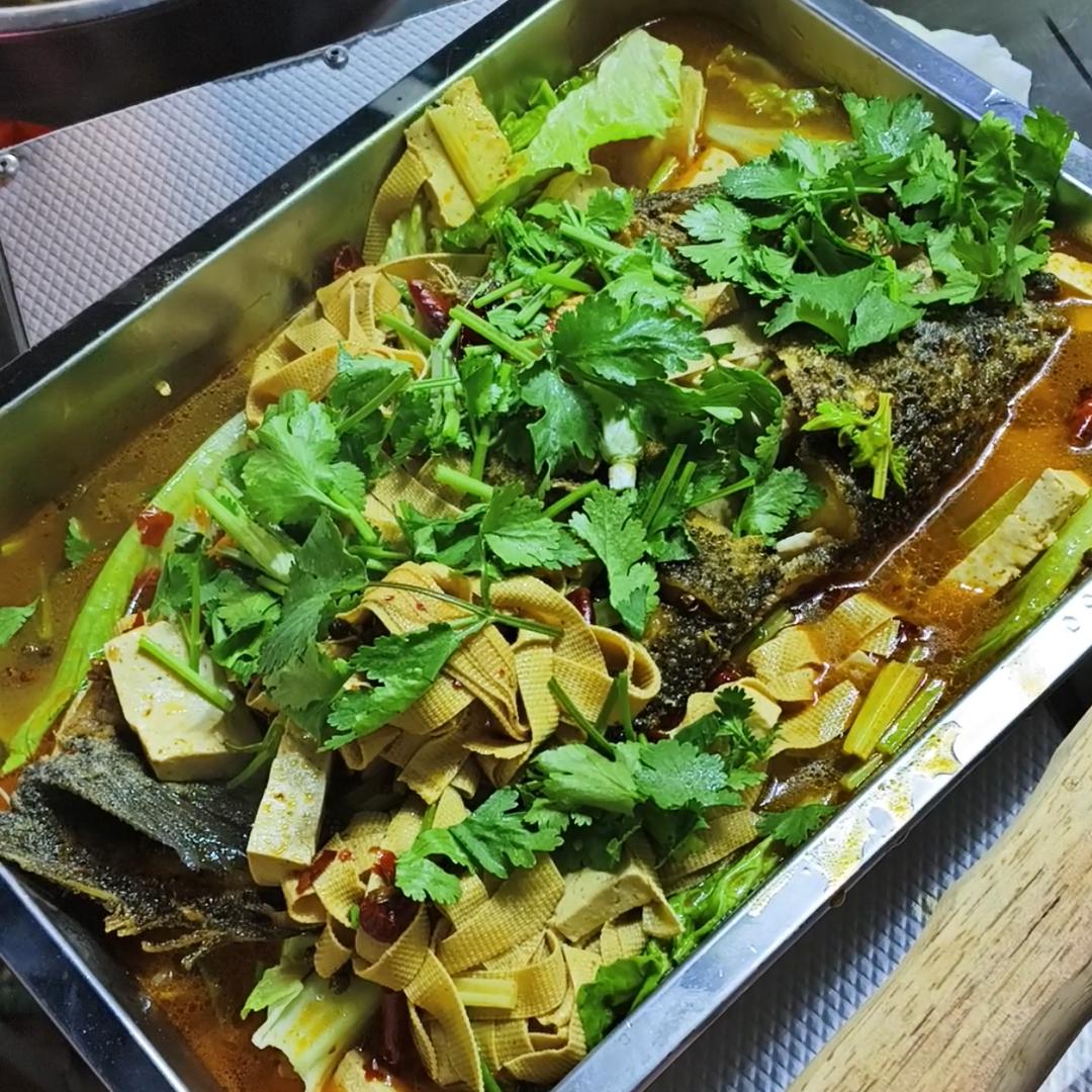 好伙计碳锅鱼