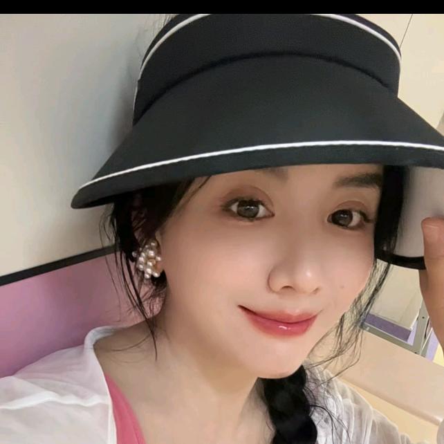 牵线人龙妹妹