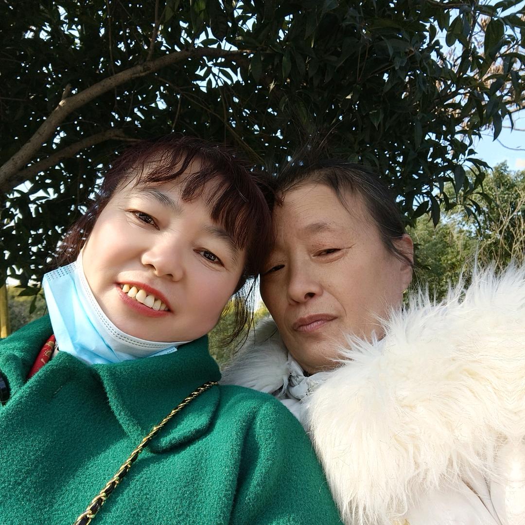 何姐姐丶