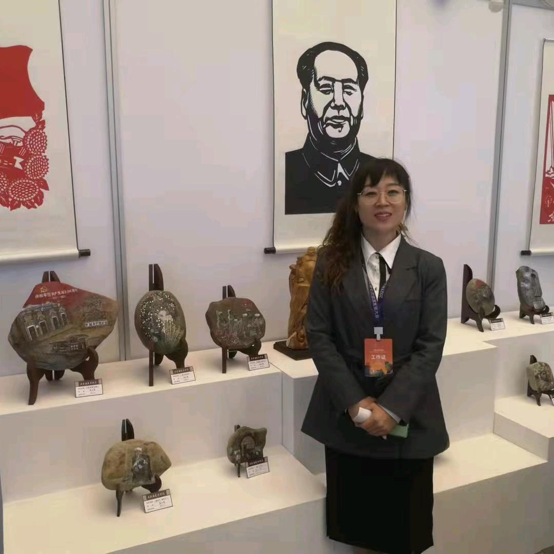 高小亮
