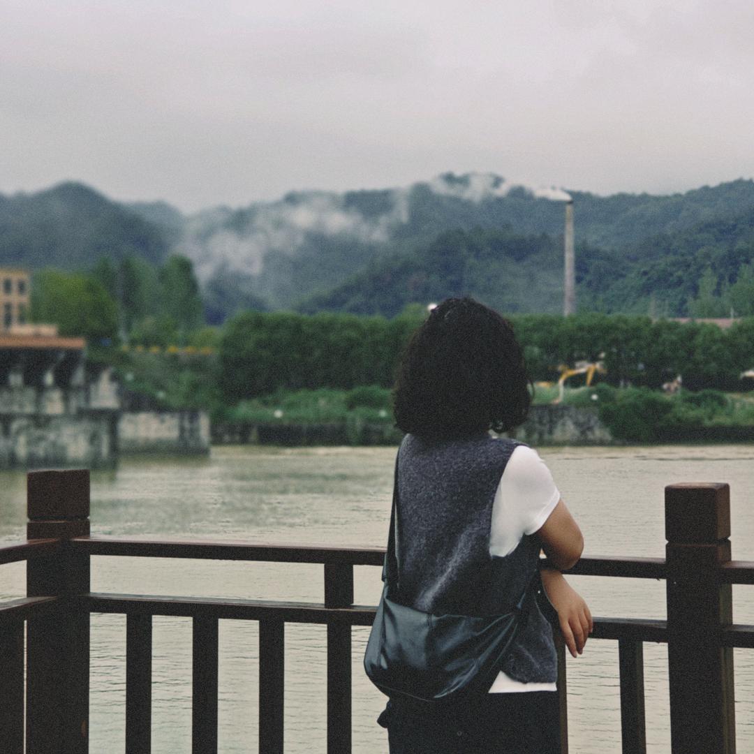 莱莱很莱