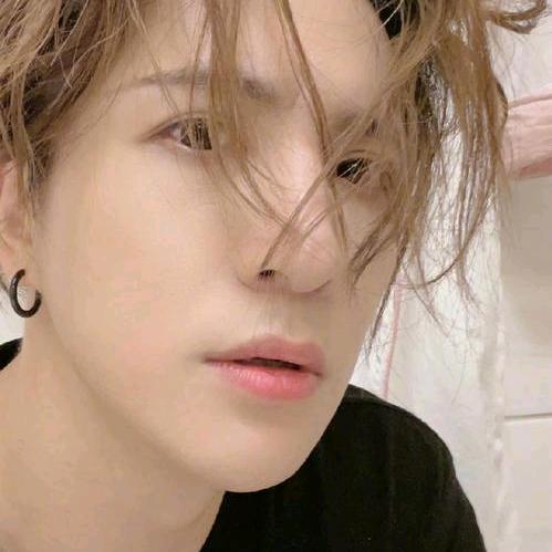 设计师小陈（可代画）