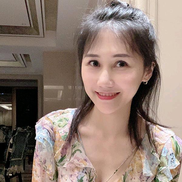 莹莹姐