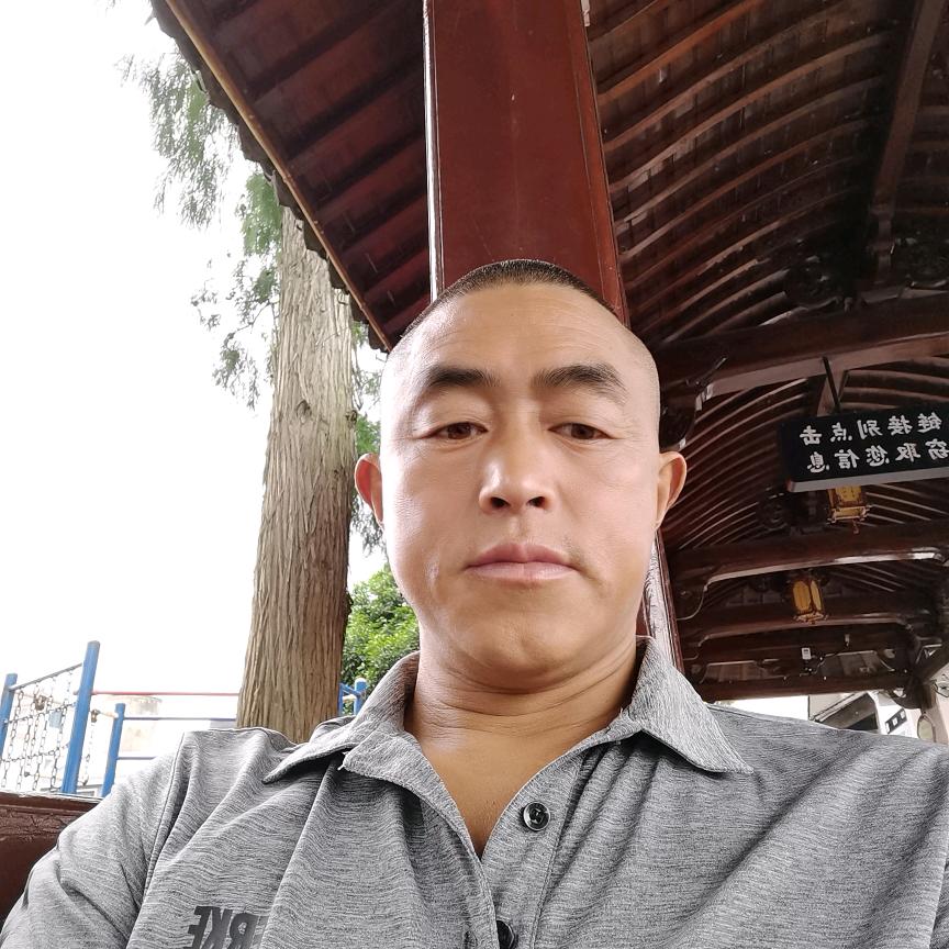你。李莫走