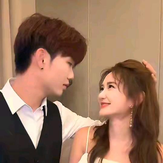 8765h⚡️⚡️⚡️钱多多💞