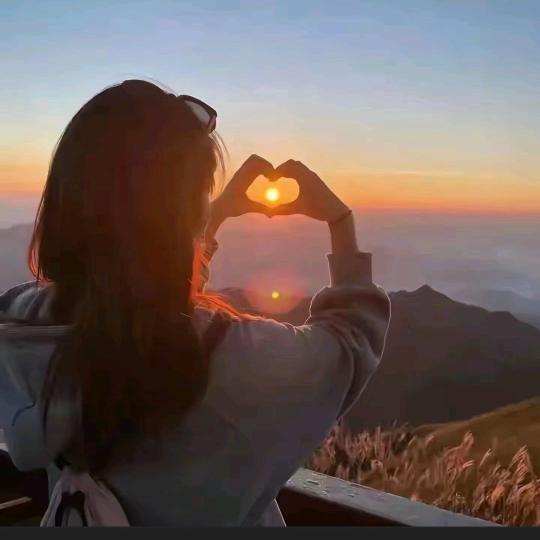 钱来(´๑•_•๑)