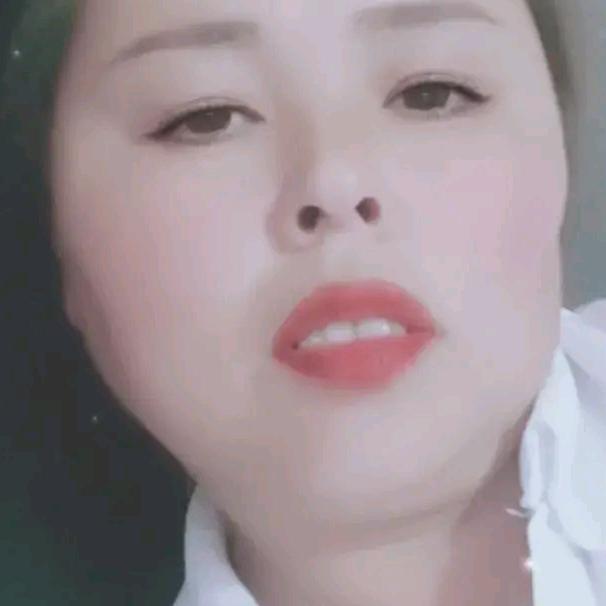 悄然行动。流动补胎殷群波修大车，