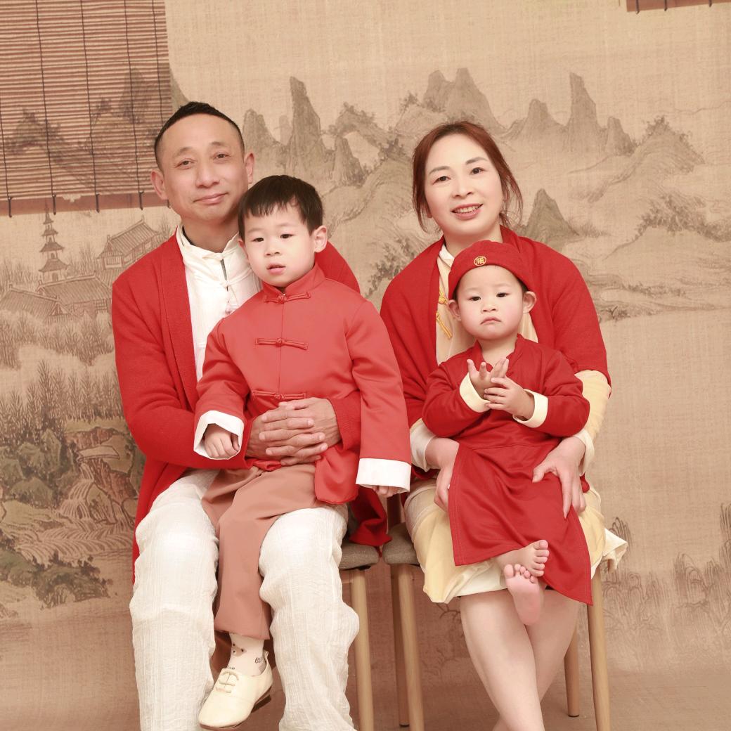 香姐一家人