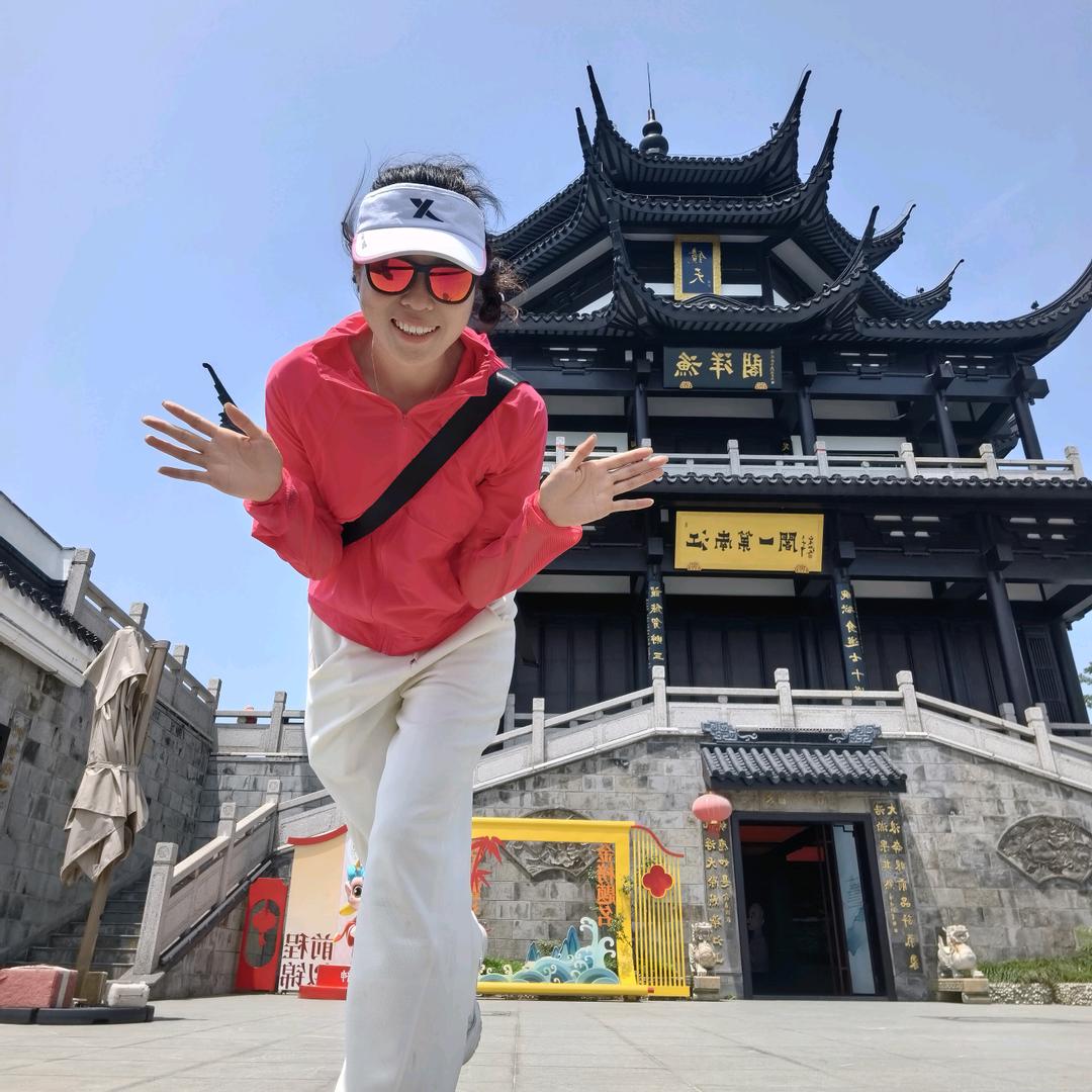 努力奔跑的小葡萄