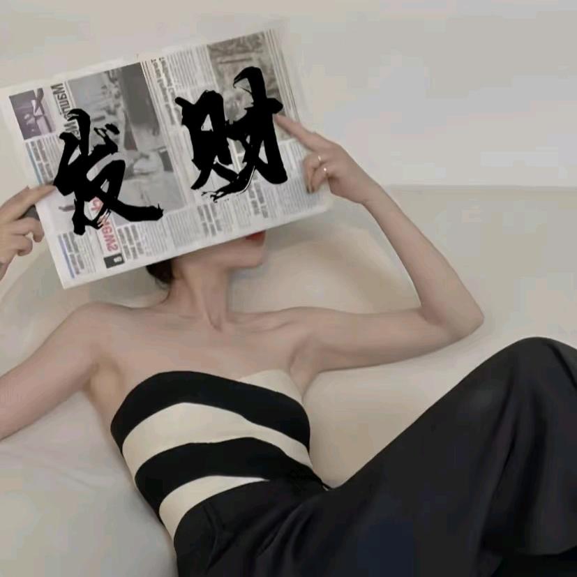 卖珠宝的姑娘💎