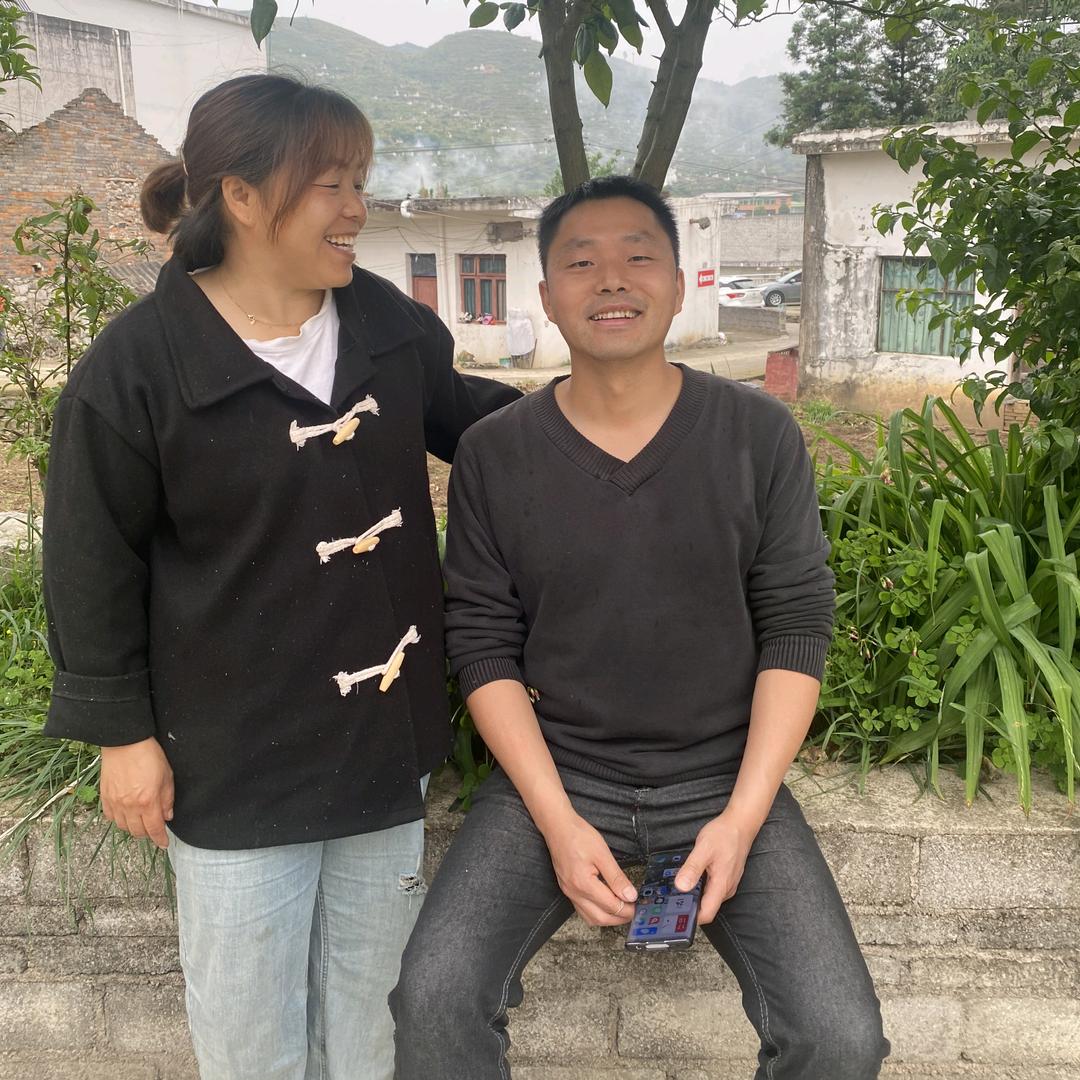 农村姐弟收土货